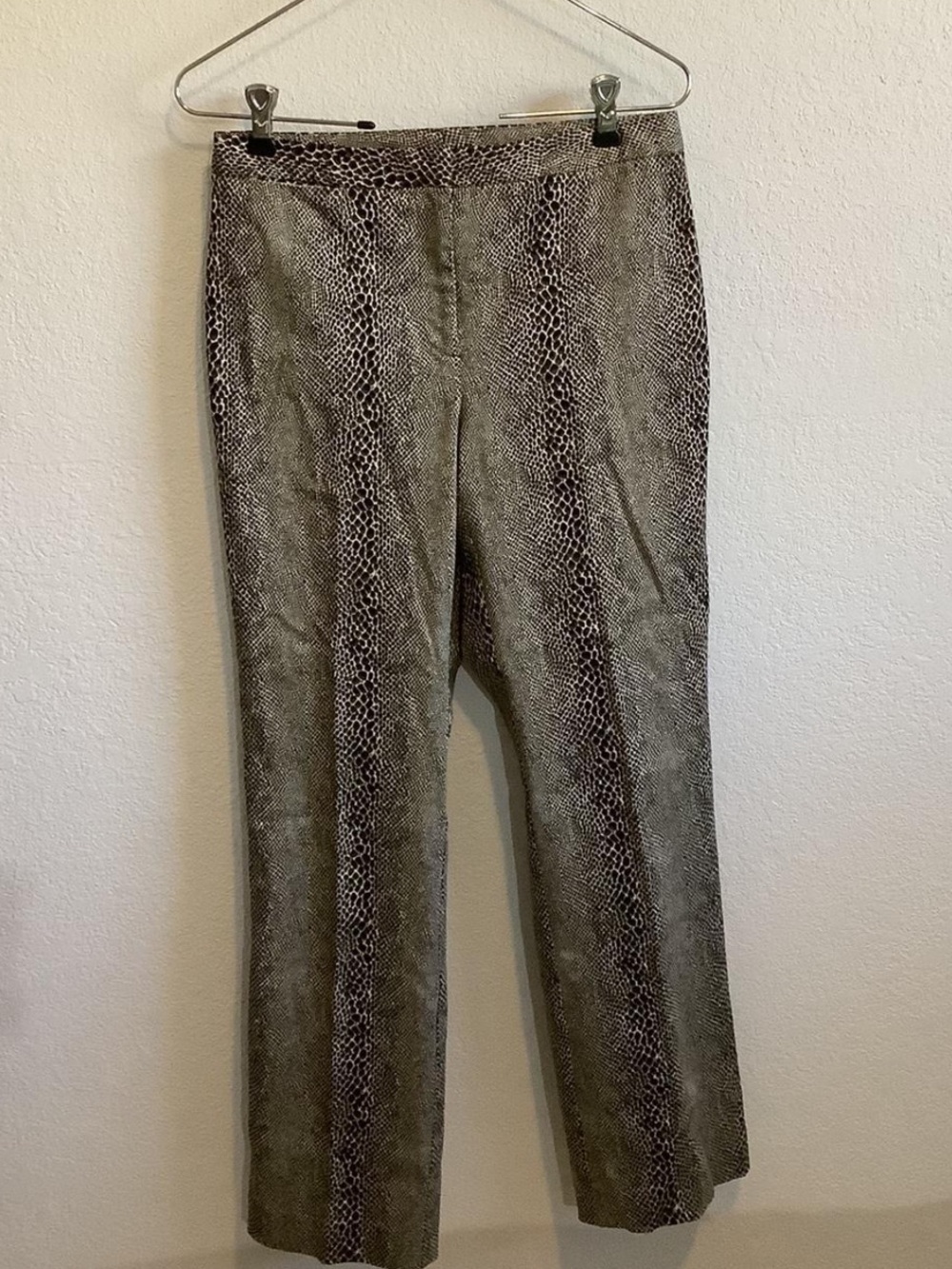 INC International Concepts Vintage Stretch Reptile Pants 70’s